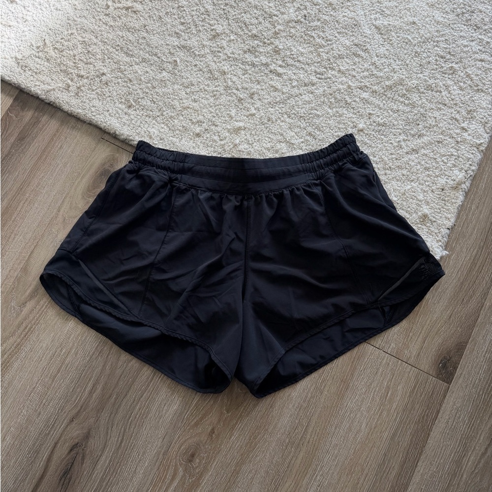 Lululemon Hotty Hot Shorts 4” Black